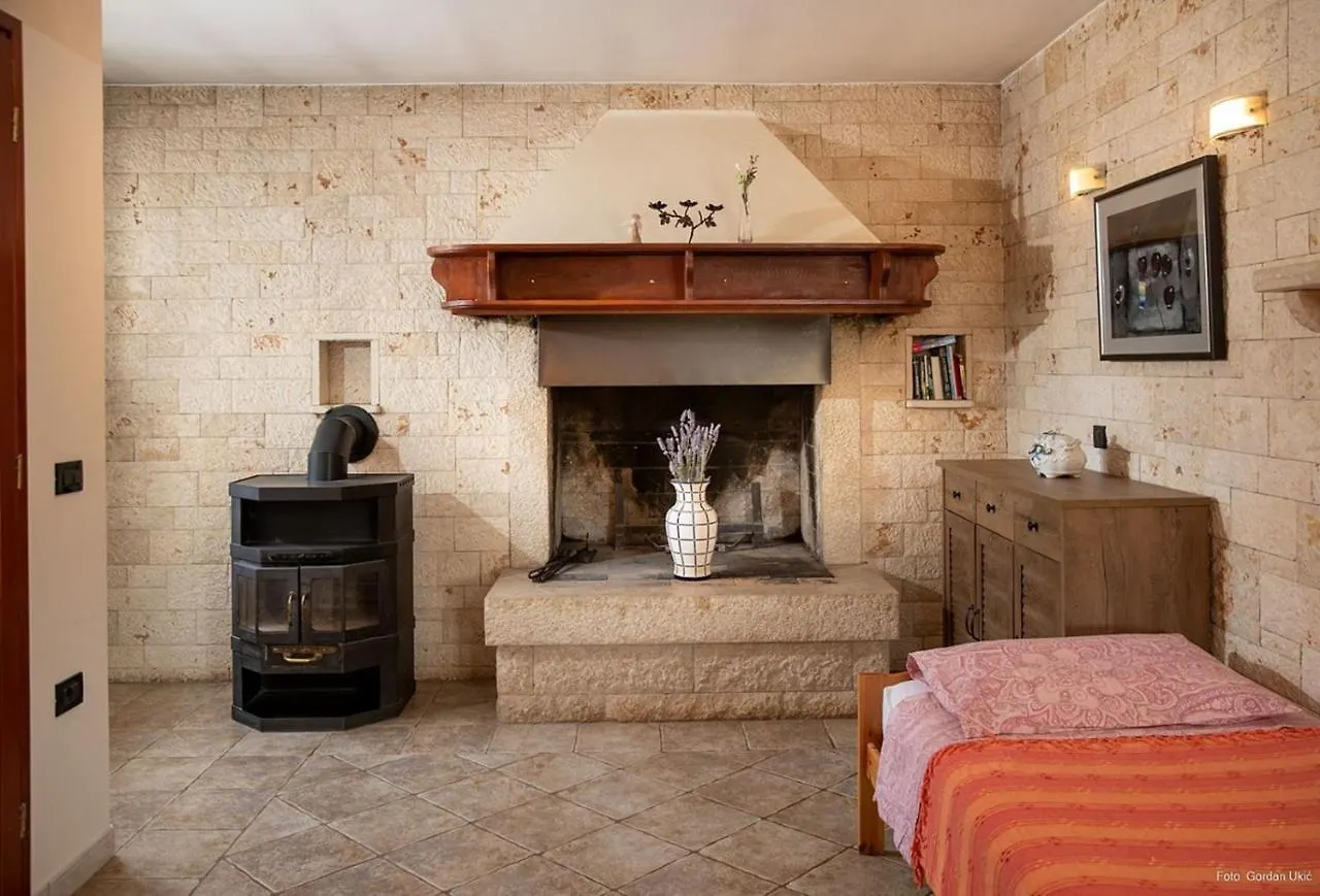 Holiday House Ivanka For 5 Persons With Pool Contry Side Of Rovinj Rovinjsko Selo