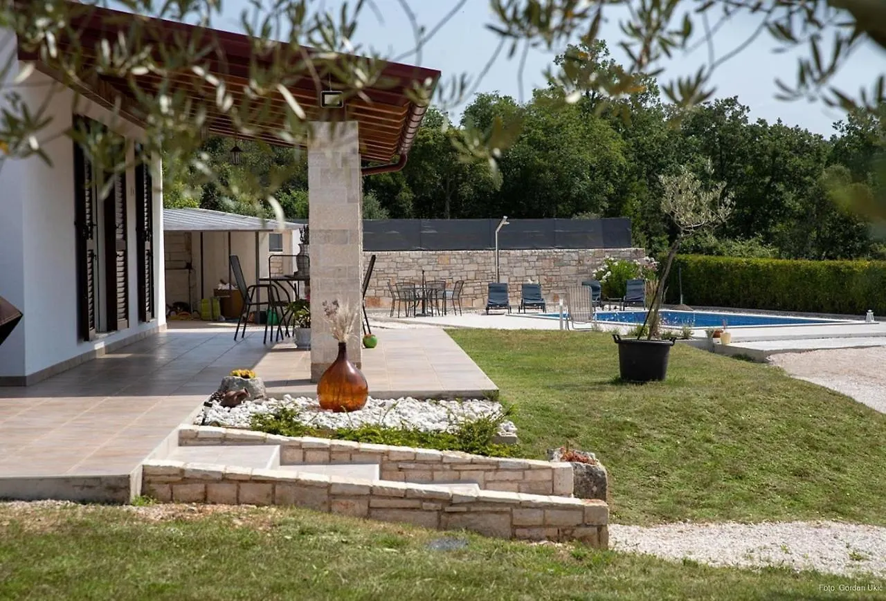 Holiday House Ivanka For 5 Persons With Pool Contry Side Of Rovinj Rovinjsko Selo Holiday home