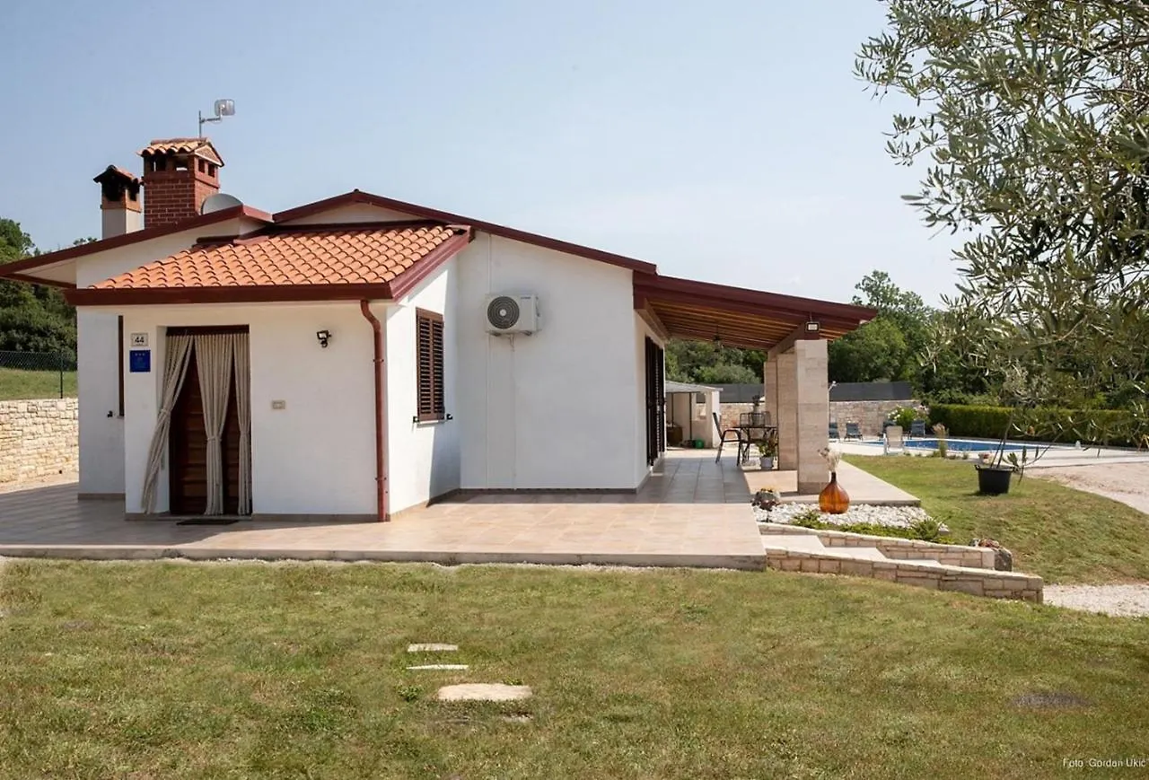 Holiday House Ivanka For 5 Persons With Pool Contry Side Of Rovinj Rovinjsko Selo Croatia