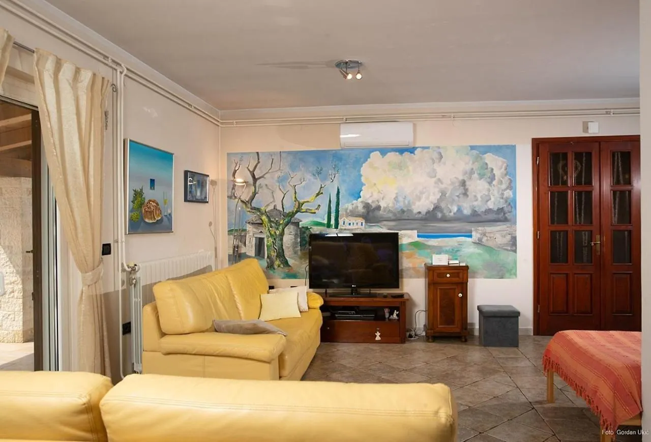 Holiday House Ivanka For 5 Persons With Pool Contry Side Of Rovinj Rovinjsko Selo Holiday home