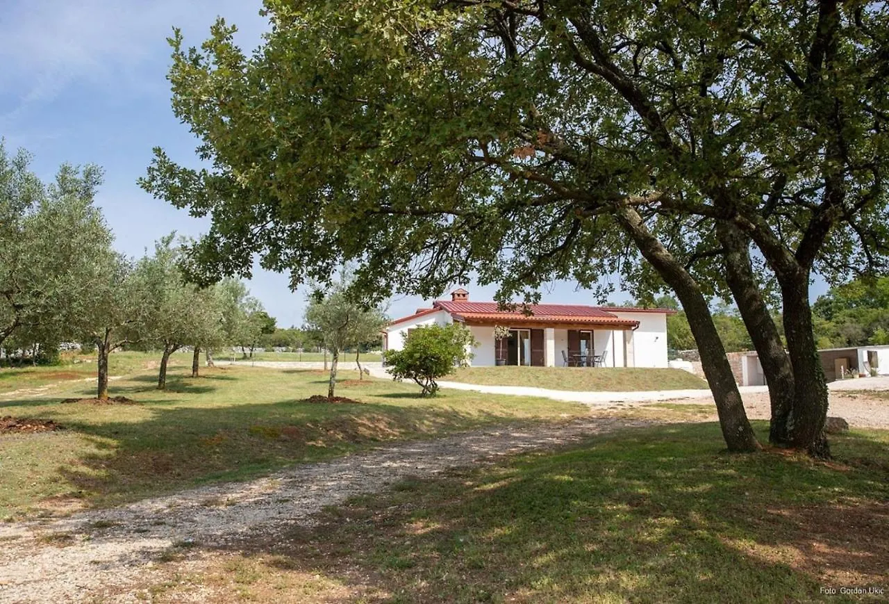 Holiday House Ivanka For 5 Persons With Pool Contry Side Of Rovinj Rovinjsko Selo 0*,  Croatia
